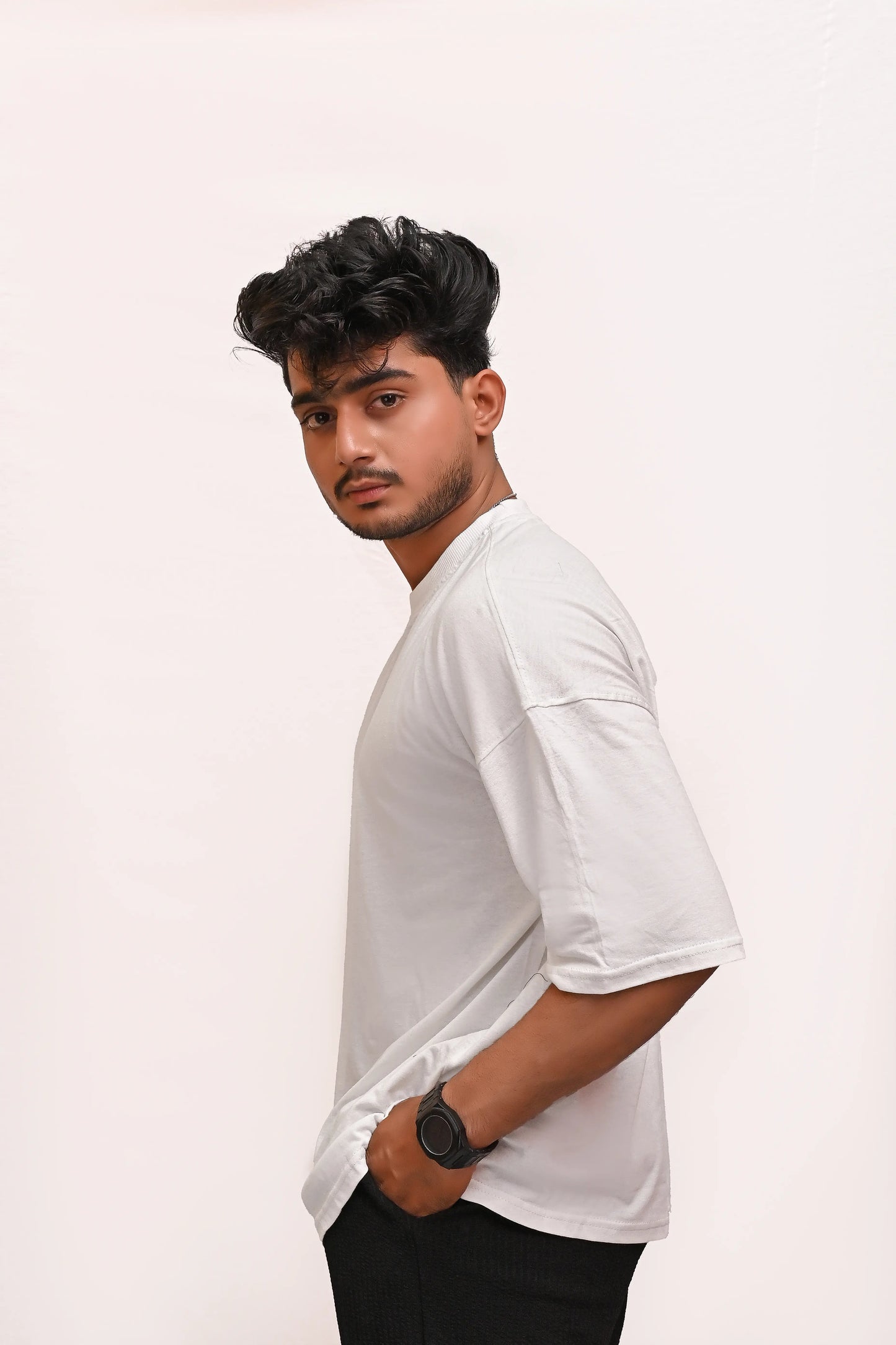 HYKEYZ OVERSIZED COMFORT WHITE TEE