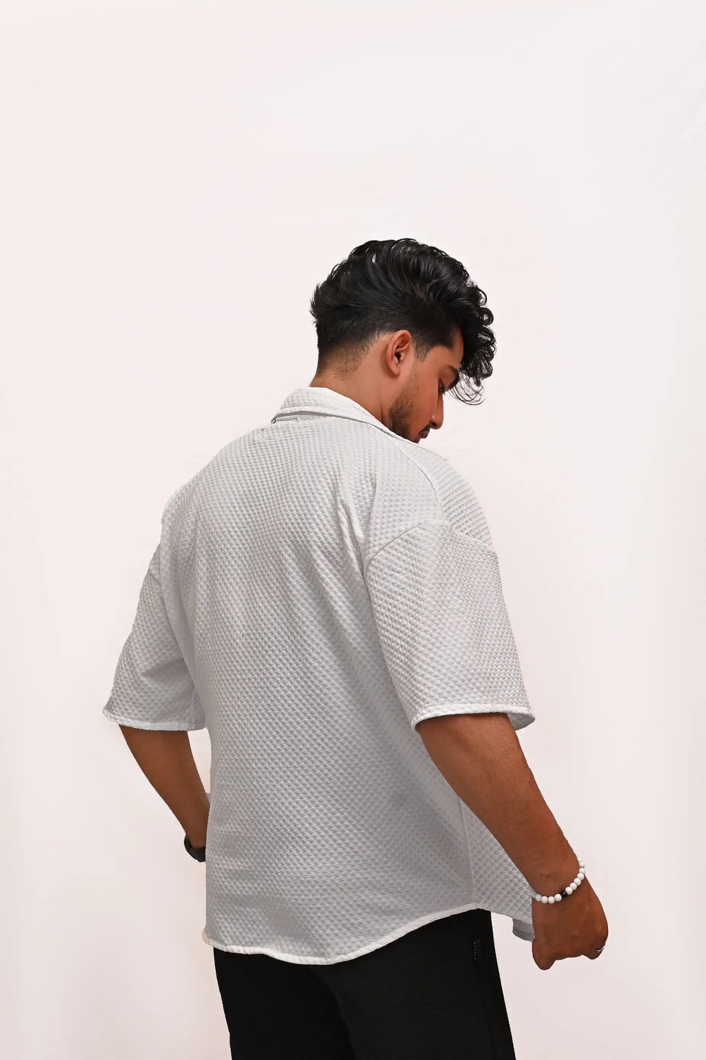 CLASSIC TEXTURED PREMIUM SHIRT – WHITE