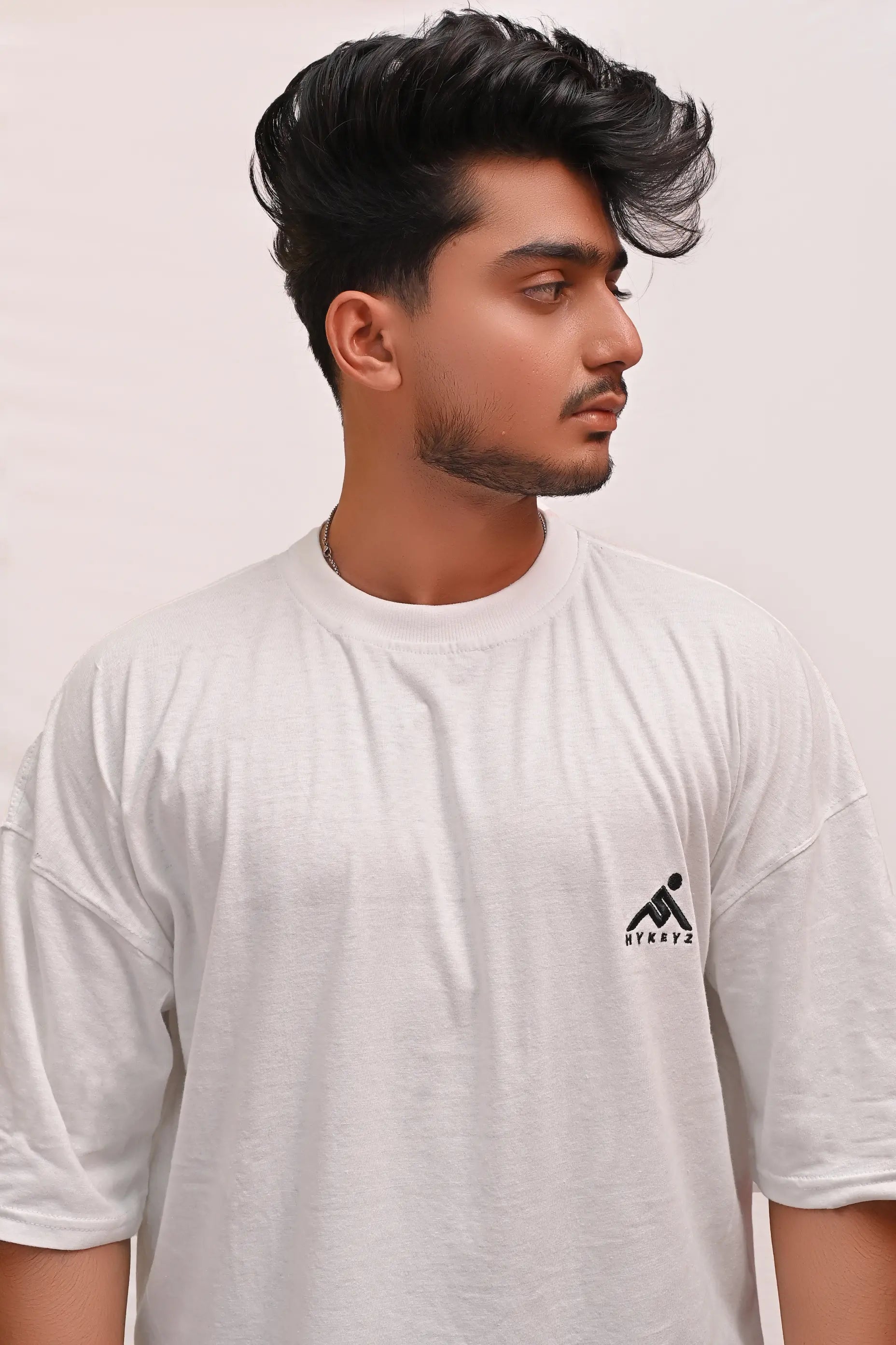 HYKEYZ OVERSIZED COMFORT WHITE TEE