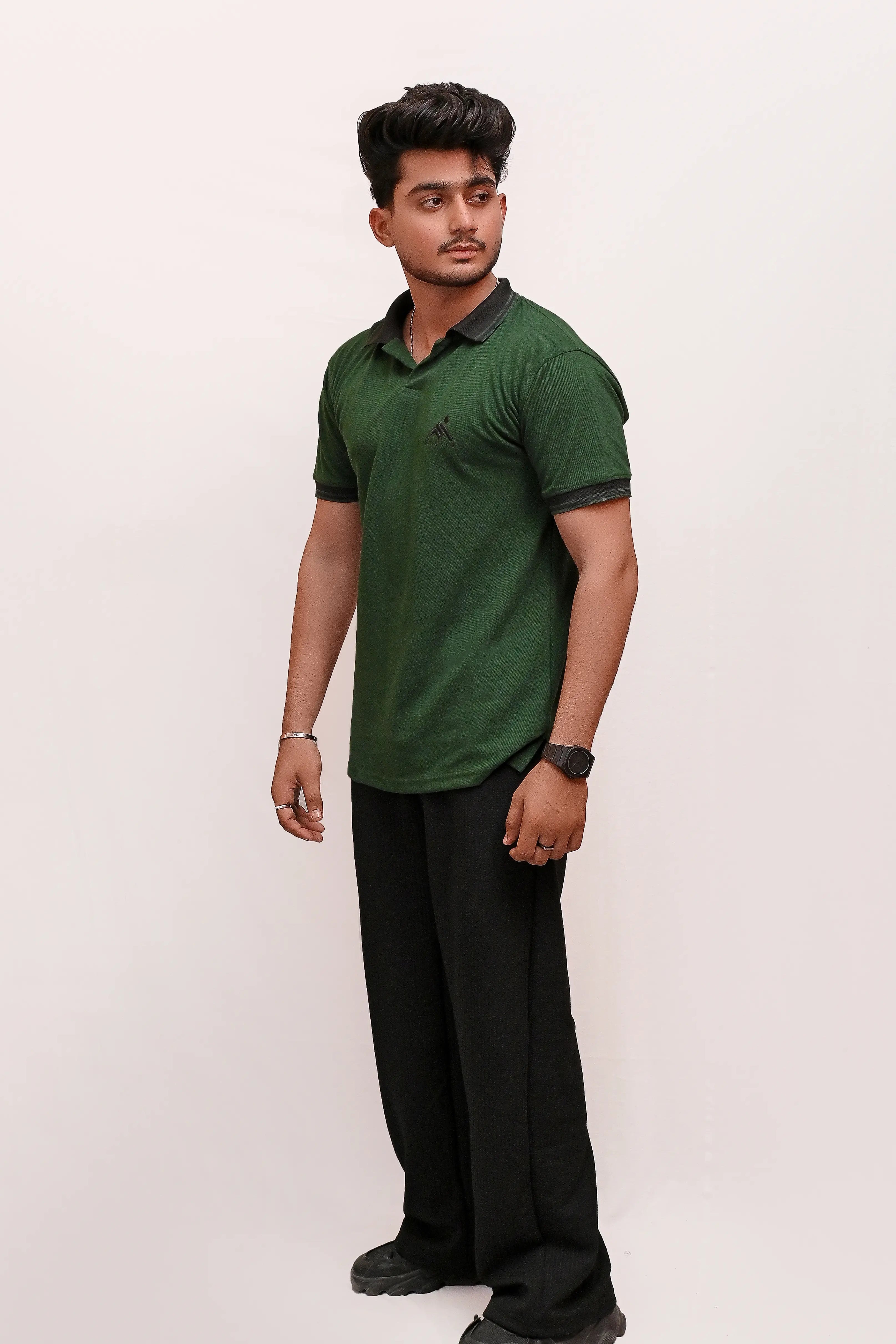 PREMIUM HALF SLEEVES POLO SHIRT- BOTTLE GREEN CREST