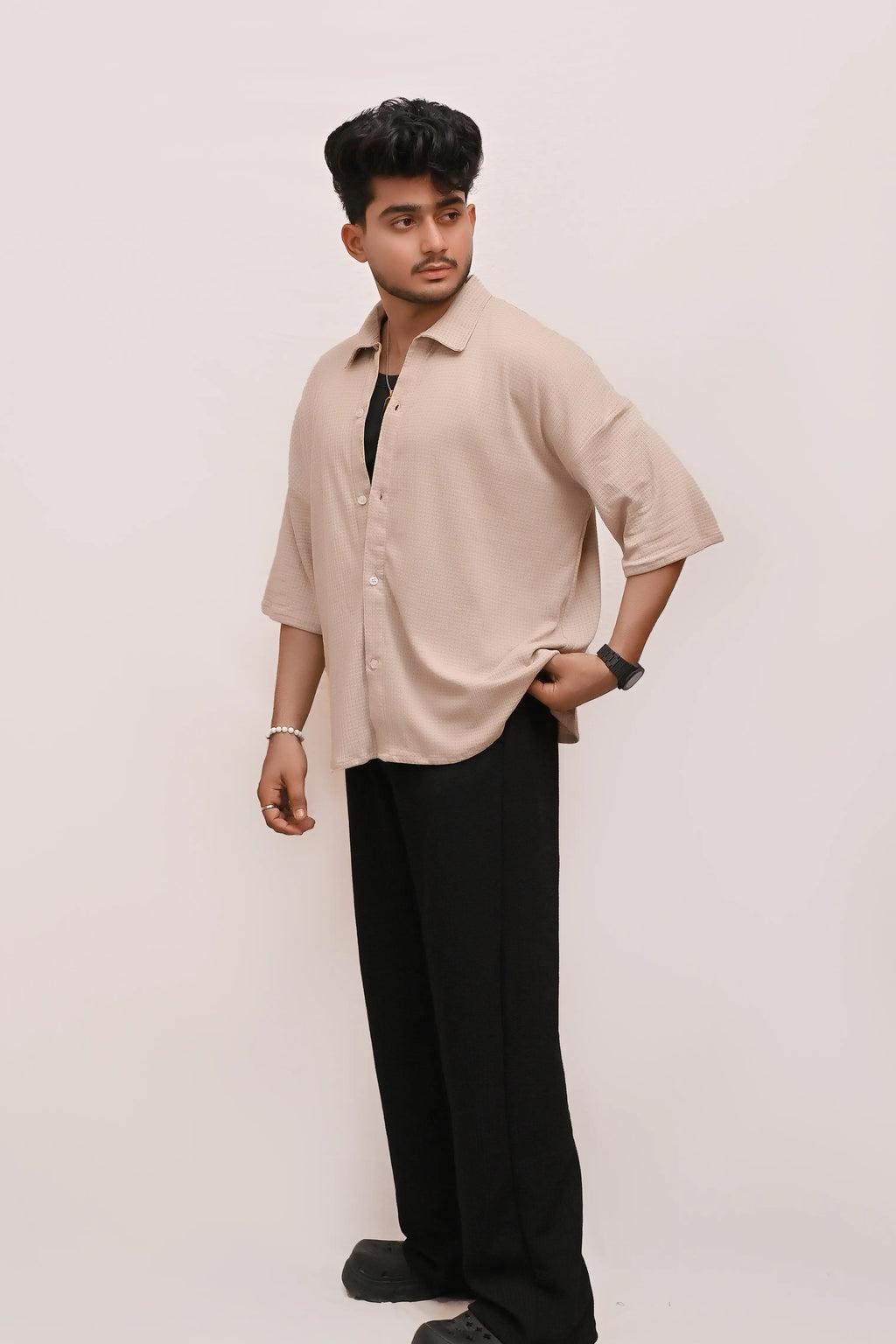CLASSIC TEXTURED PREMIUM SHIRT – BEIGE